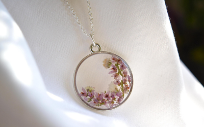 Resin Pendants & Chains